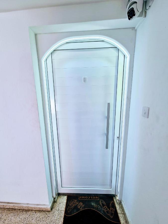 Hidden Lights Deluxe Apartment Agia Napa Exterior foto